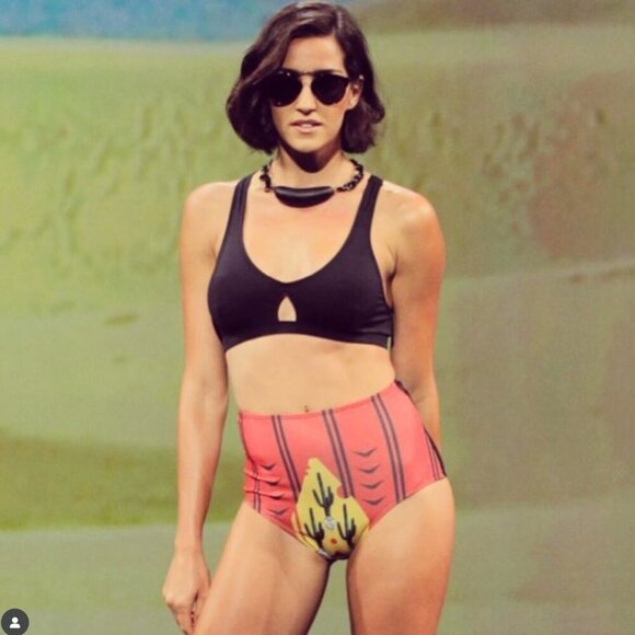 Eleyte Figama High Waist Bottom - Picture 1 of 11